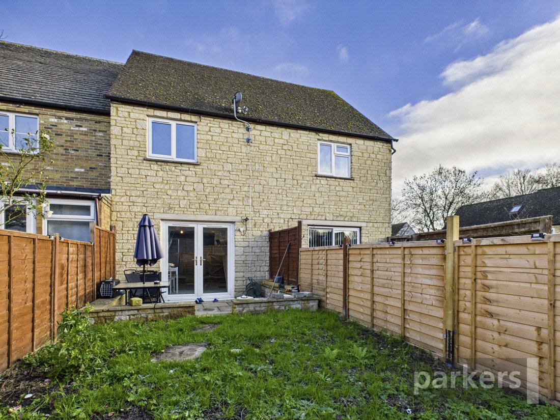 2 bedroom House to let in Witney, Oxfordshire