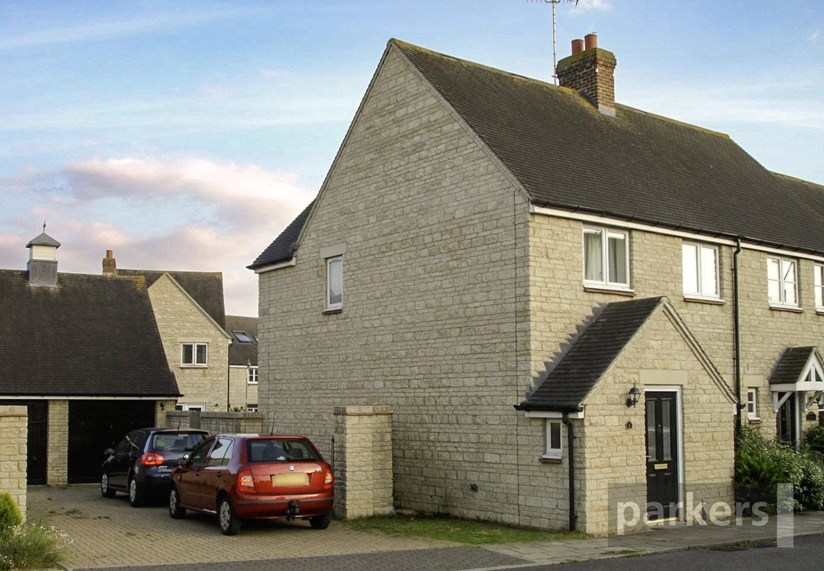 3 bedroom House to let in Witney, Oxfordshire