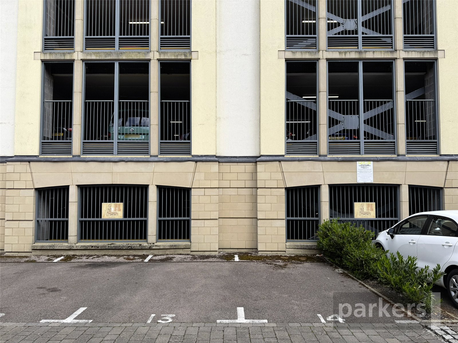 2 bedroom Flat for sale in Witney, Oxfordshire