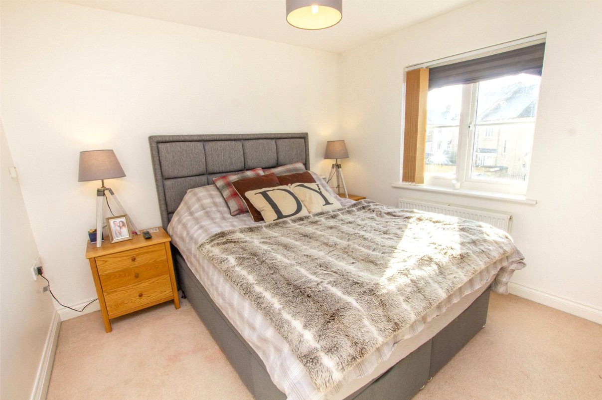 2 bedroom Flat to let in Carterton, Oxfordshire