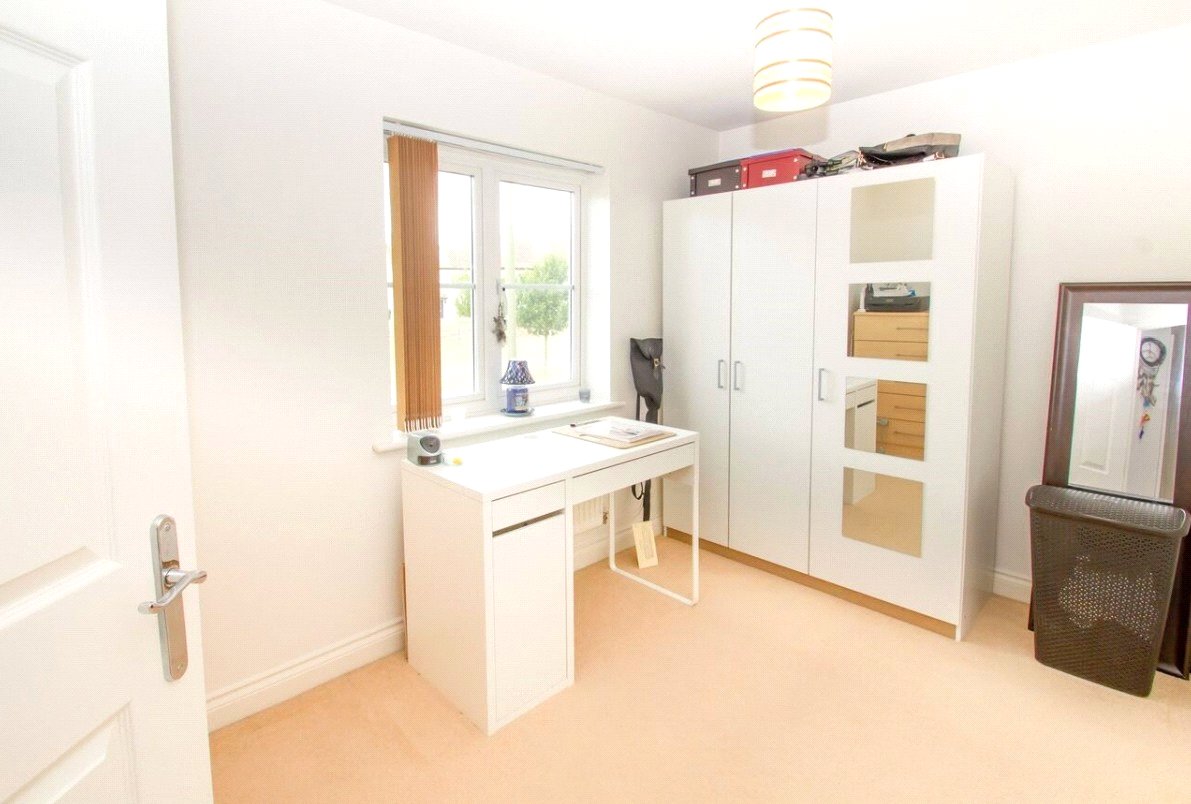 2 bedroom Flat to let in Carterton, Oxfordshire