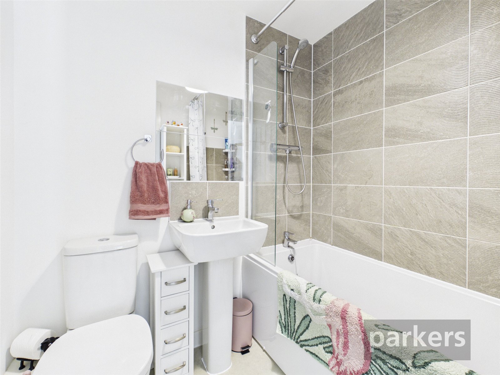 3 bedroom House to let in Witney, Oxfordshire