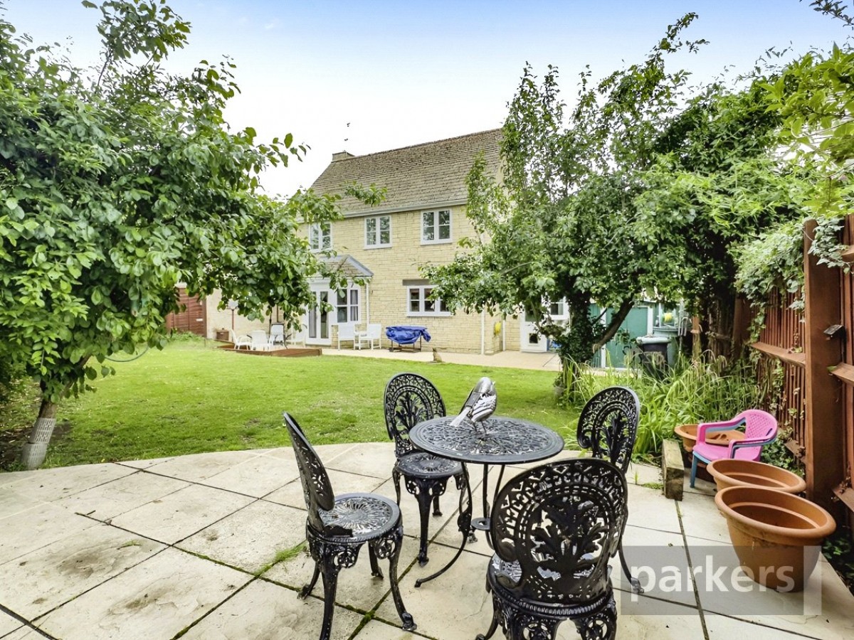 Shipton-under-Wychwood, Chipping Norton