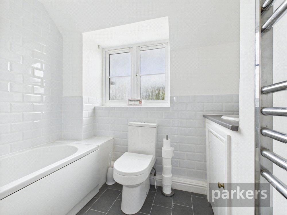 4 bedroom House for sale in Shipton-under-Wychwood, Chipping Norton