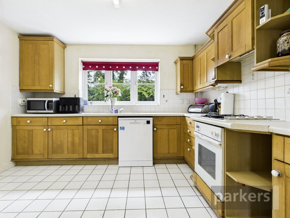 4 bedroom House for sale in Shipton-under-Wychwood, Chipping Norton