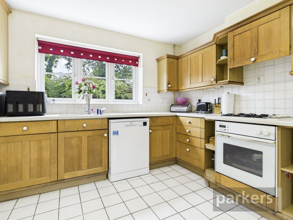 4 bedroom House for sale in Shipton-under-Wychwood, Chipping Norton