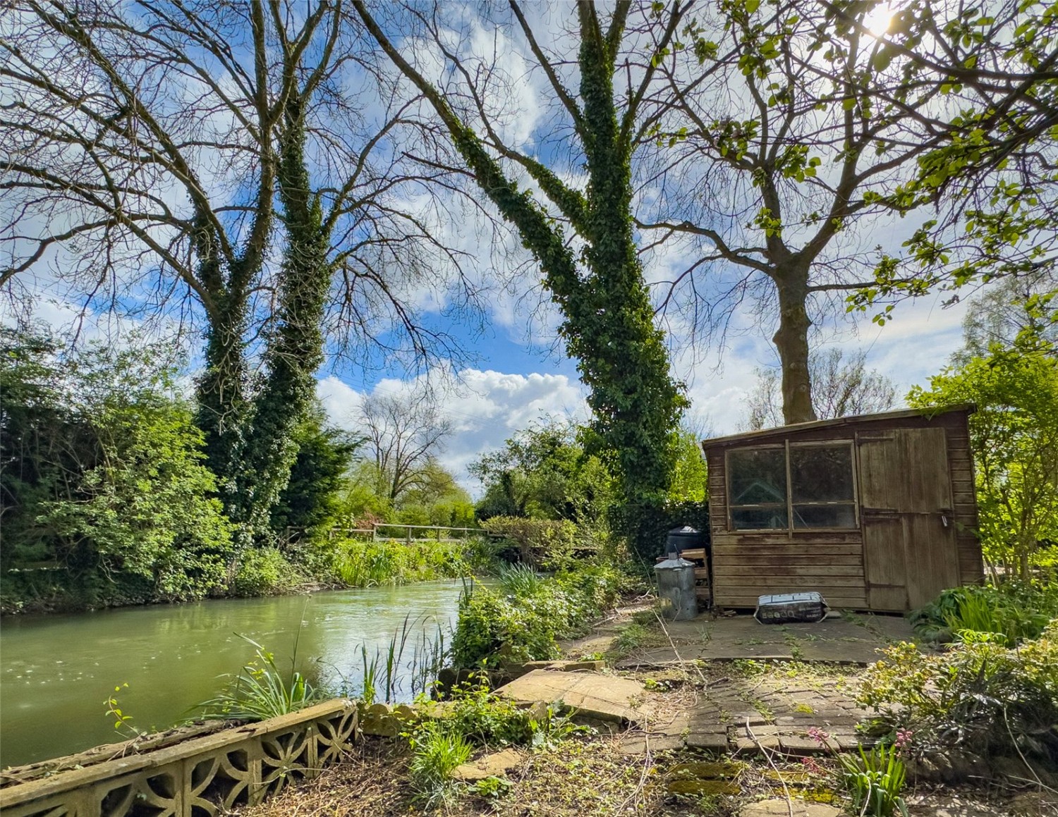 Standlake, Witney, Oxfordshire