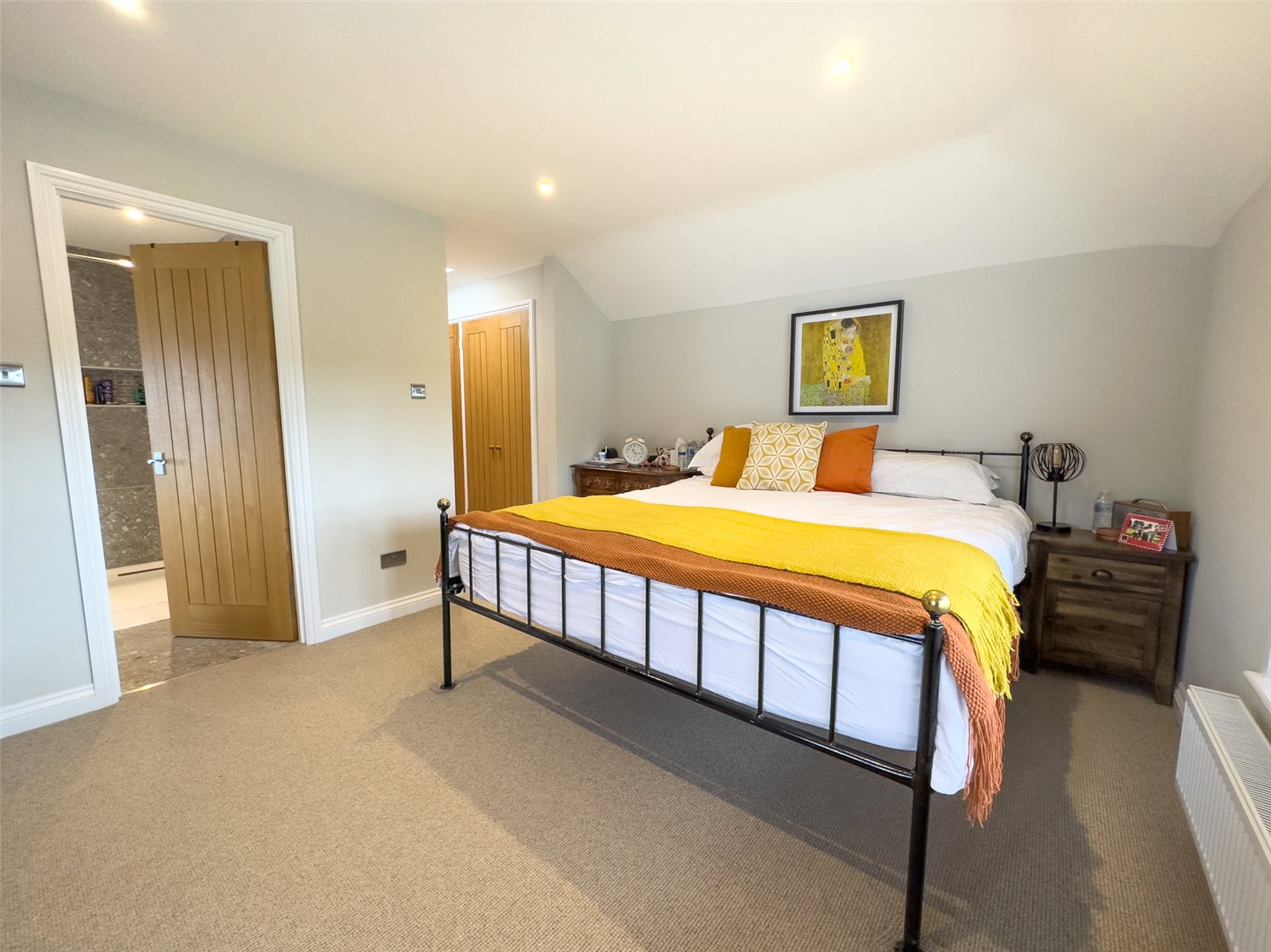 4 bedroom House for sale in Shrivenham, Swindon, Oxfordshire