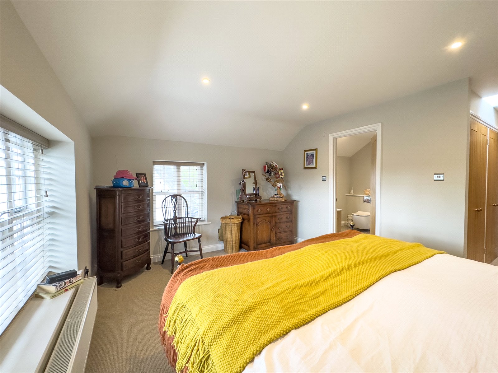 4 bedroom House for sale in Shrivenham, Swindon, Oxfordshire