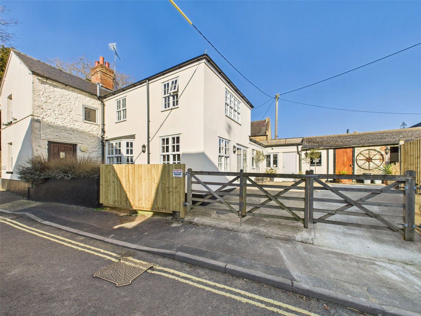 4 bedroom House for sale in Shrivenham, Swindon, Oxfordshire