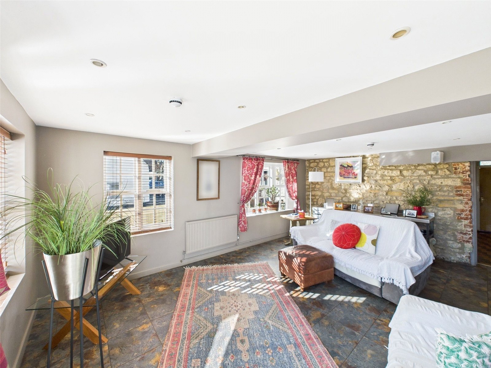 4 bedroom House for sale in Shrivenham, Swindon, Oxfordshire
