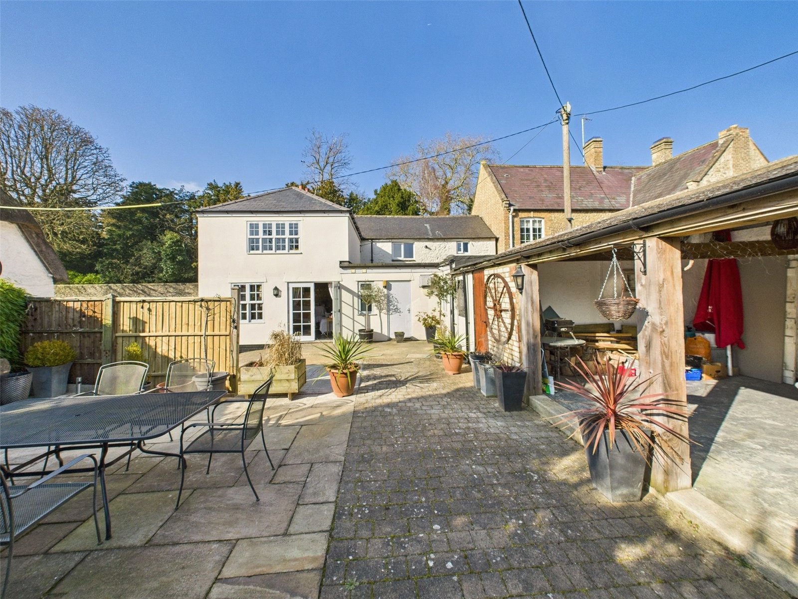 4 bedroom House for sale in Shrivenham, Swindon, Oxfordshire