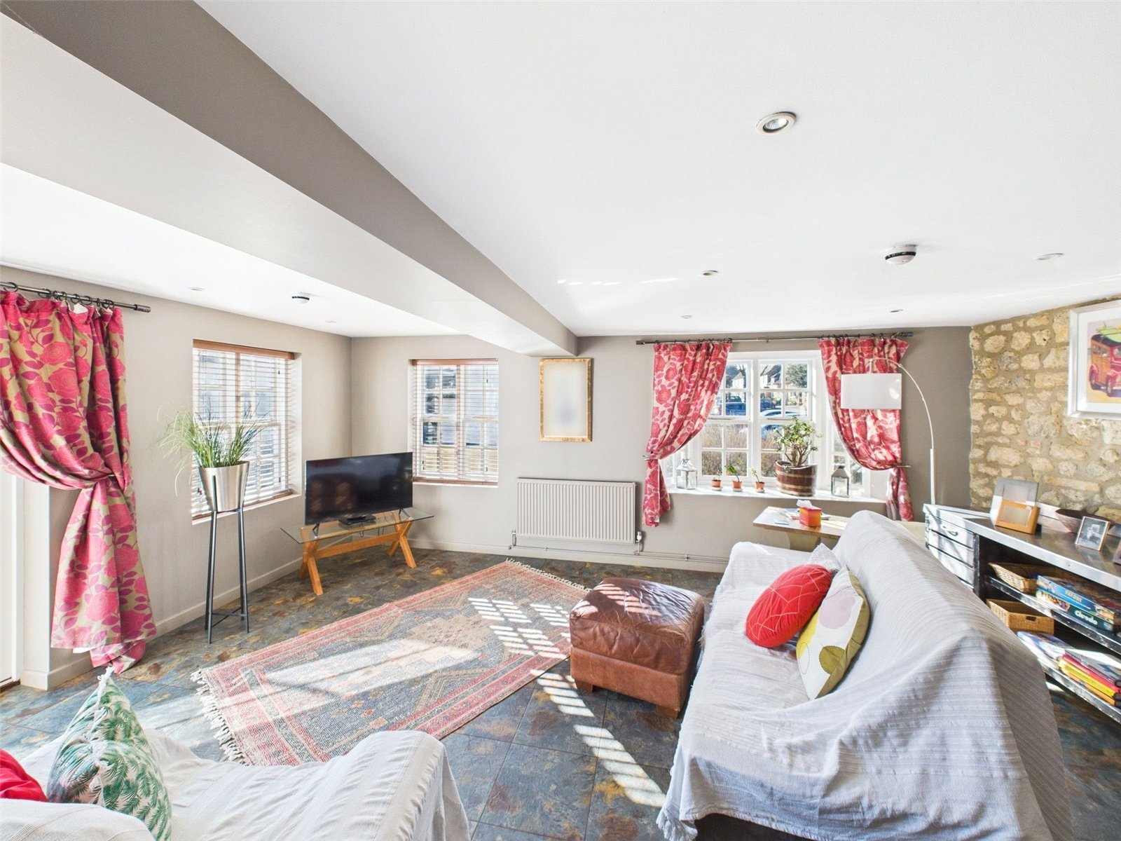 4 bedroom House for sale in Shrivenham, Swindon, Oxfordshire