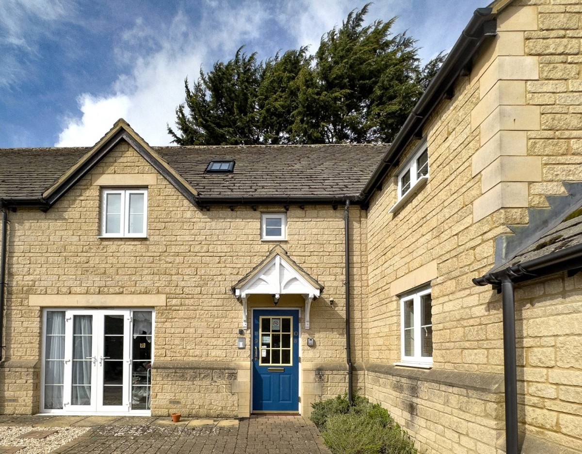 Milton-under-Wychwood, Nr. Chipping Norton, Oxfordshire