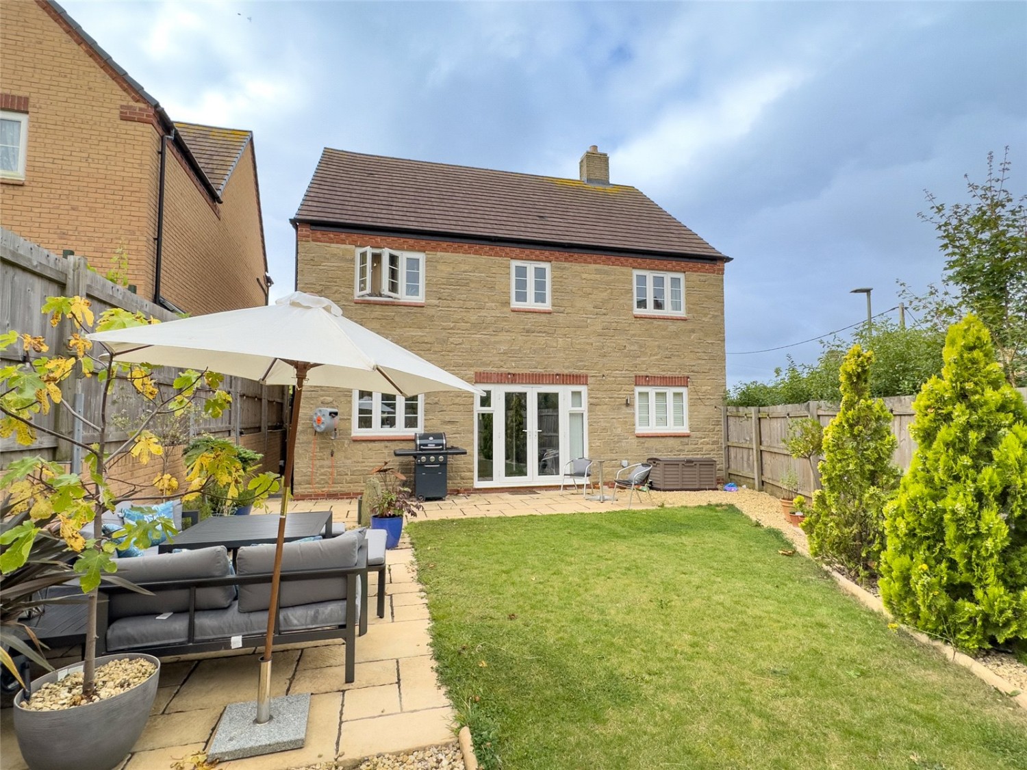North Leigh, Witney, Oxfordshire