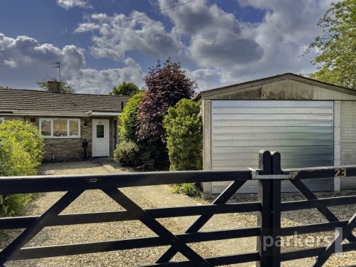 Ducklington, Witney, Oxfordshire