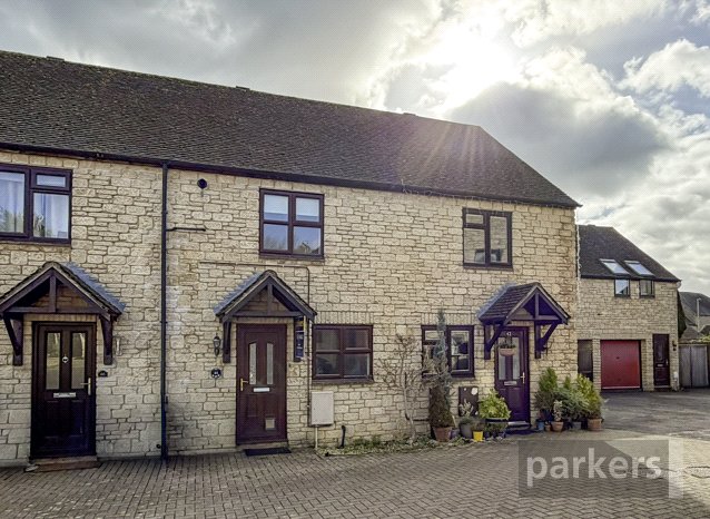 2 bedroom House for sale in Deer Park, Witney, Oxfordshire