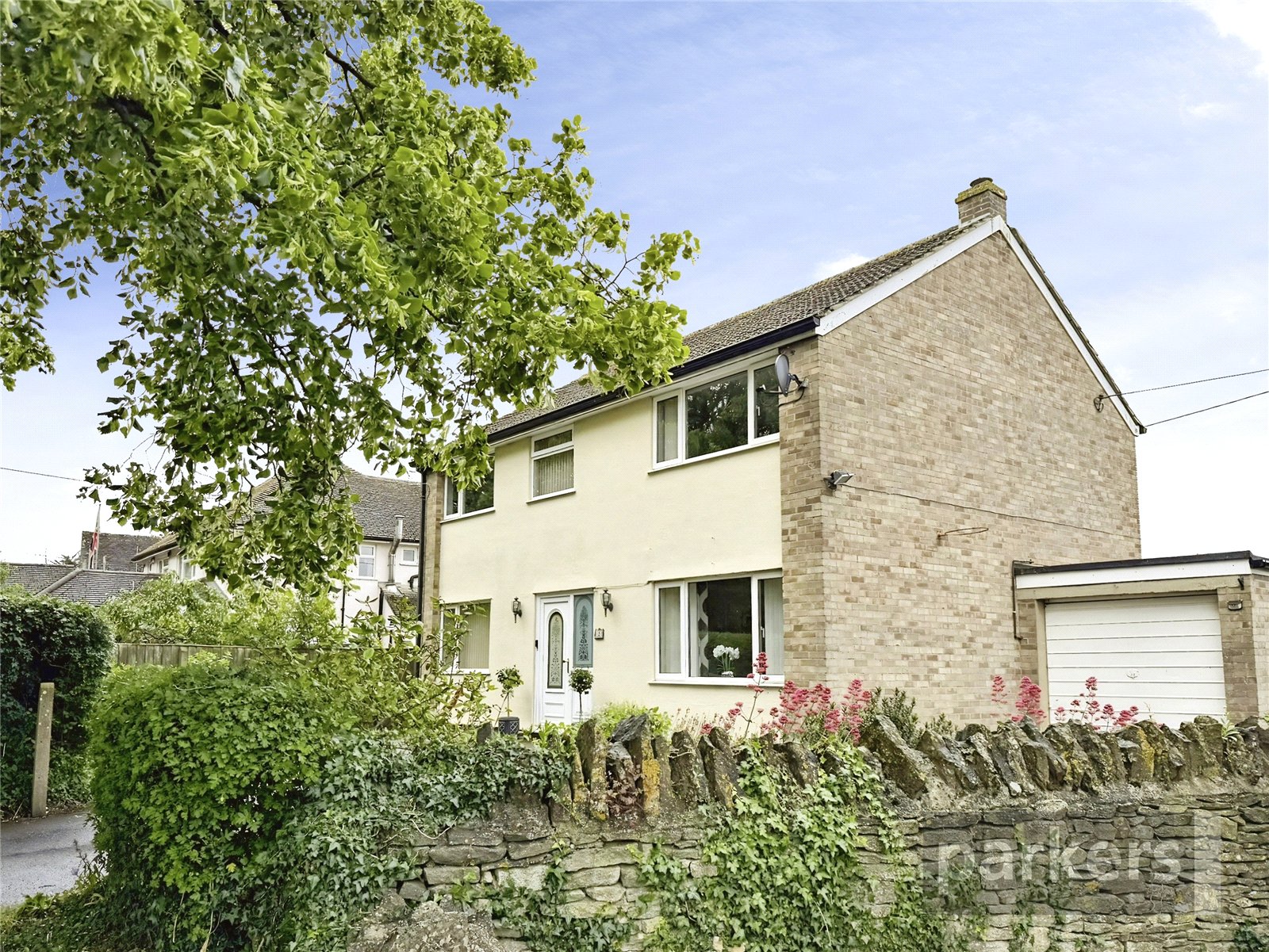 4 bedroom House for sale in Minster Lovell, Witney, Oxfordshire