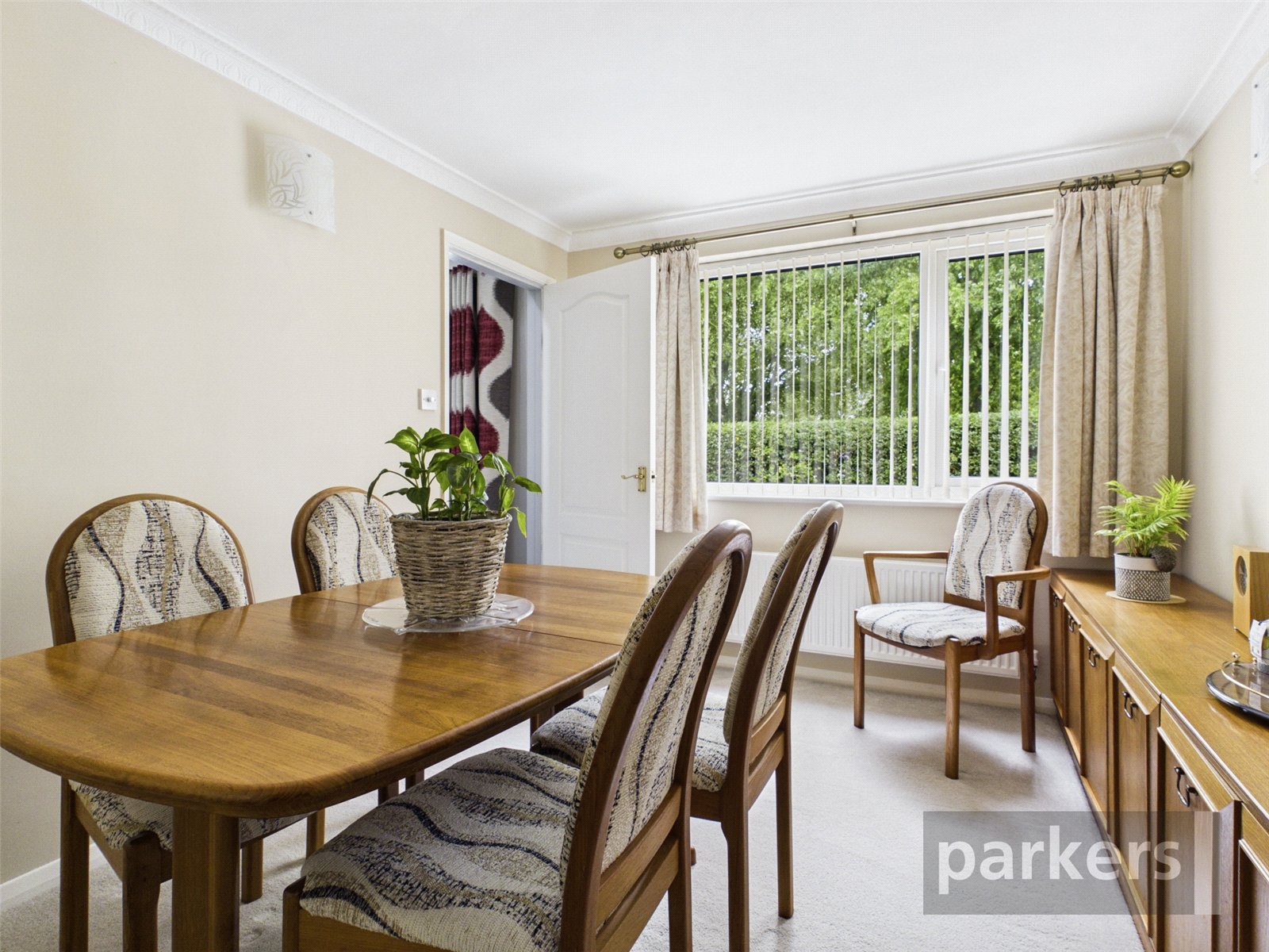 4 bedroom House for sale in Minster Lovell, Witney, Oxfordshire