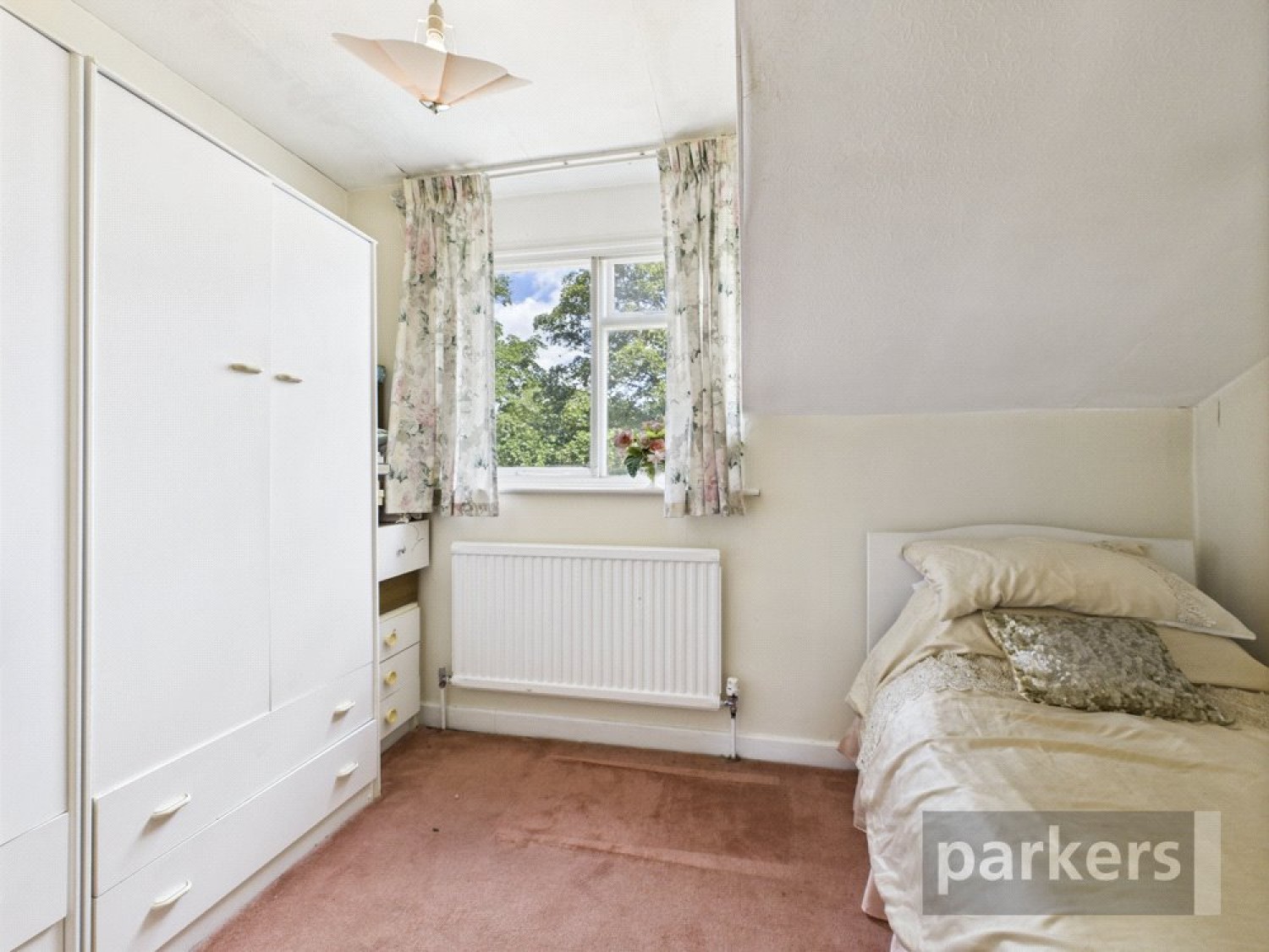 *Starting Bids £320,000*, Wheatley, Oxford, Oxfordshire