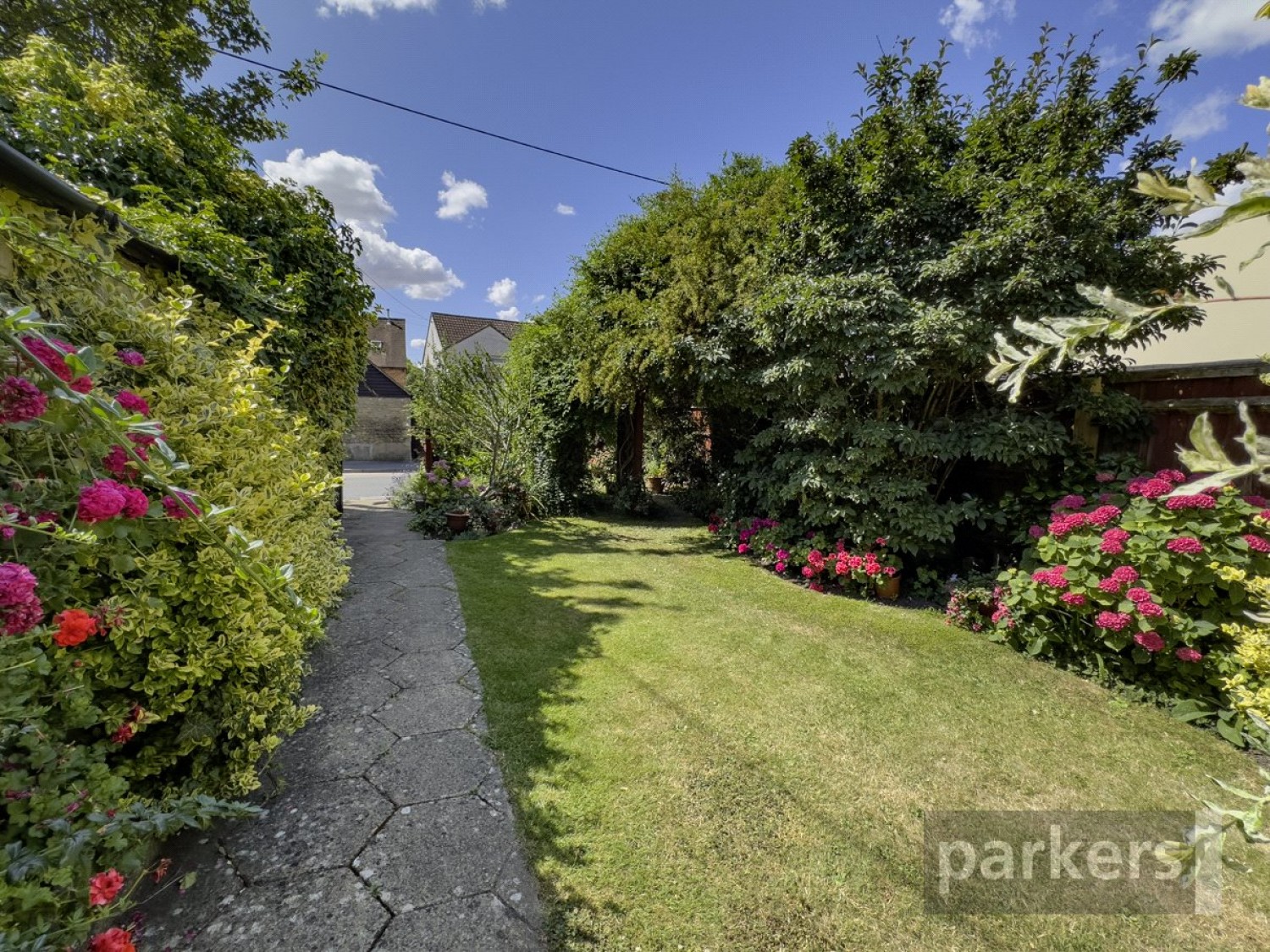 *Starting Bids £320,000*, Wheatley, Oxford, Oxfordshire