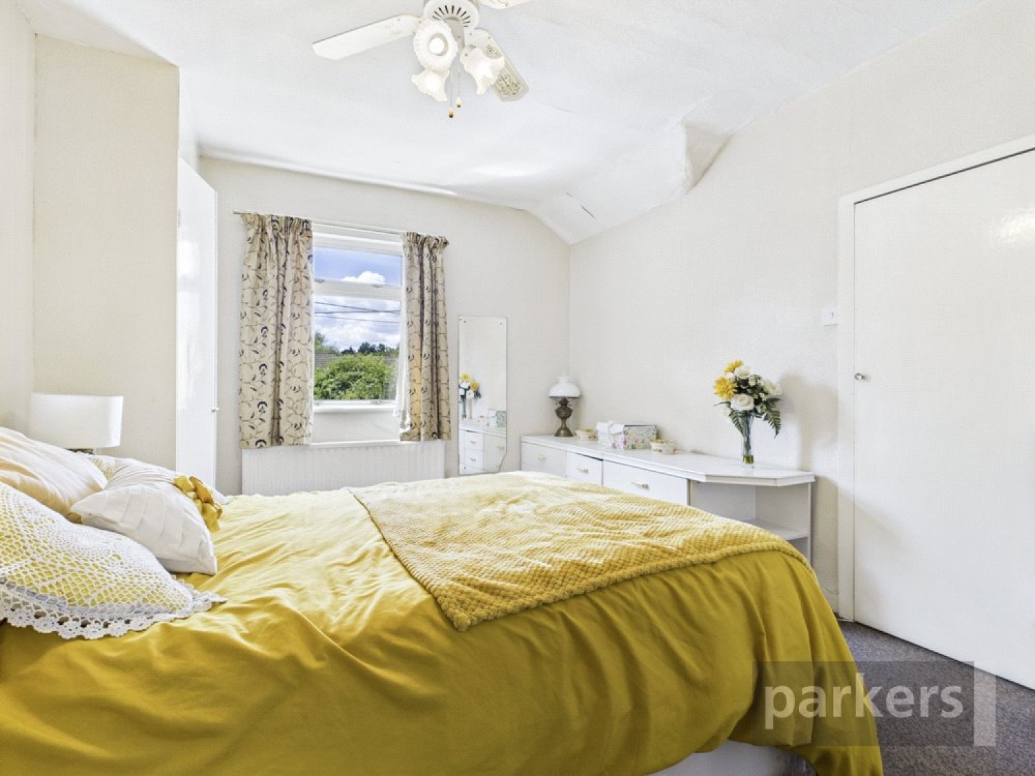 *Starting Bids £320,000*, Wheatley, Oxford, Oxfordshire