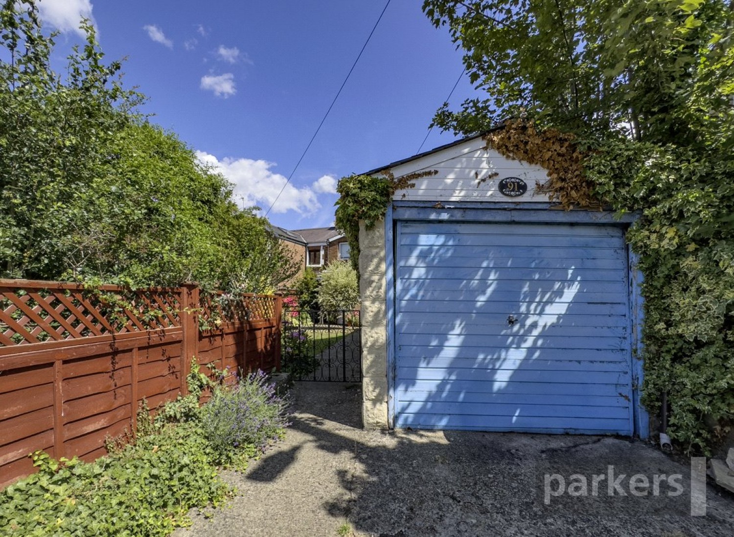 *Starting Bids £320,000*, Wheatley, Oxford, Oxfordshire