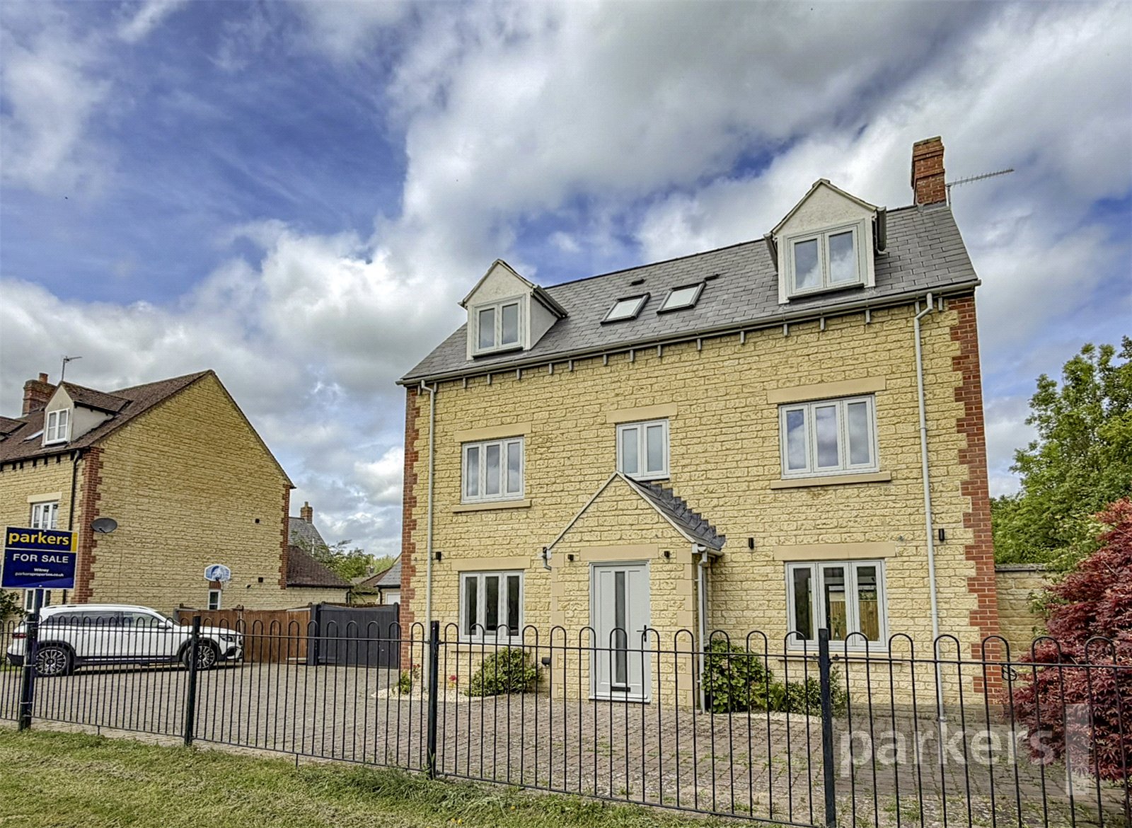 4 bedroom House for sale in Witney, Oxfordshire