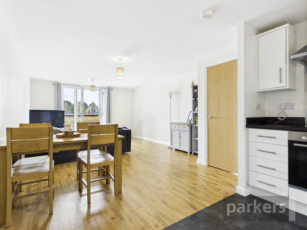 1 bedroom Flat for sale in Witney, Oxfordshire