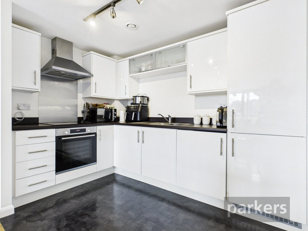 1 bedroom Flat for sale in Witney, Oxfordshire