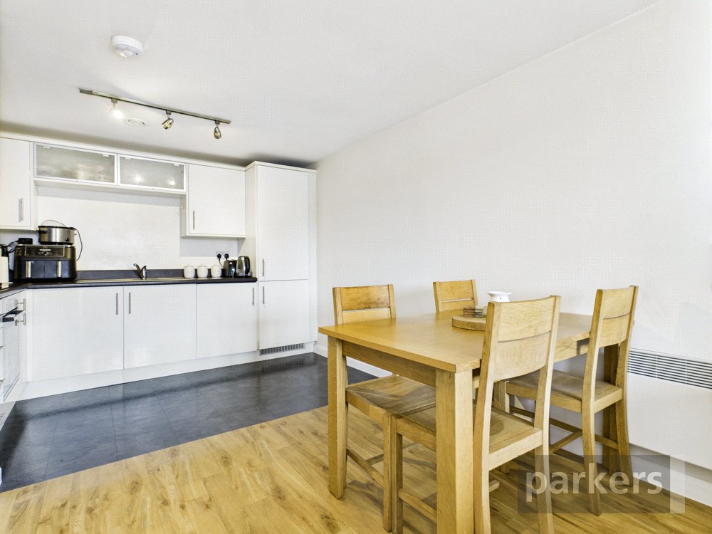 1 bedroom Flat for sale in Witney, Oxfordshire
