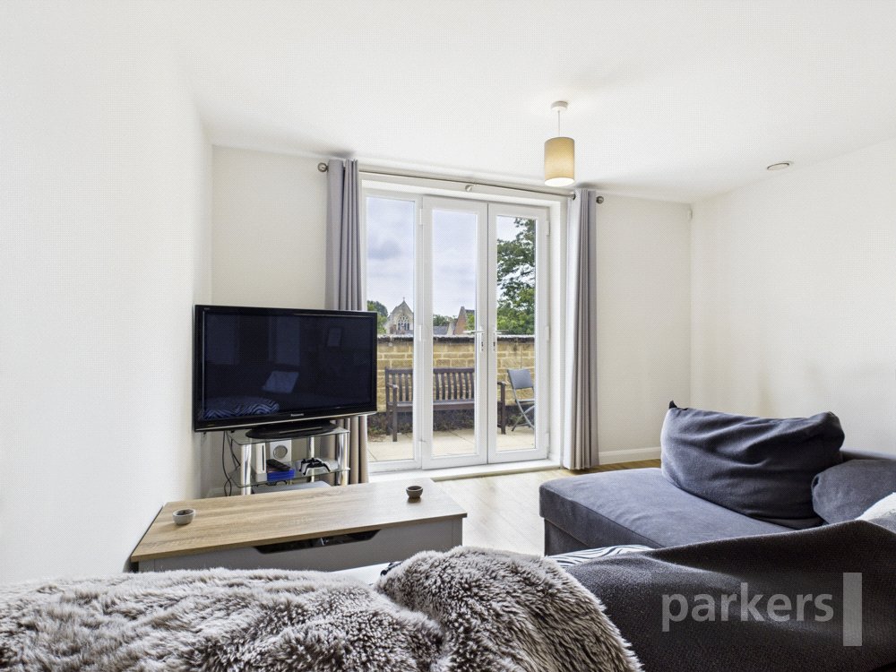 1 bedroom Flat for sale in Witney, Oxfordshire