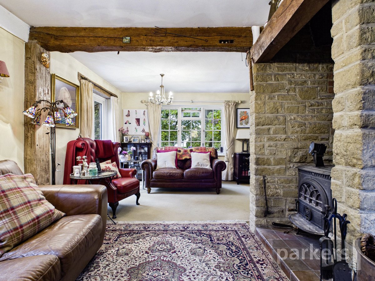 4 bedroom House for sale in North Leigh, Witney, Oxfordshire