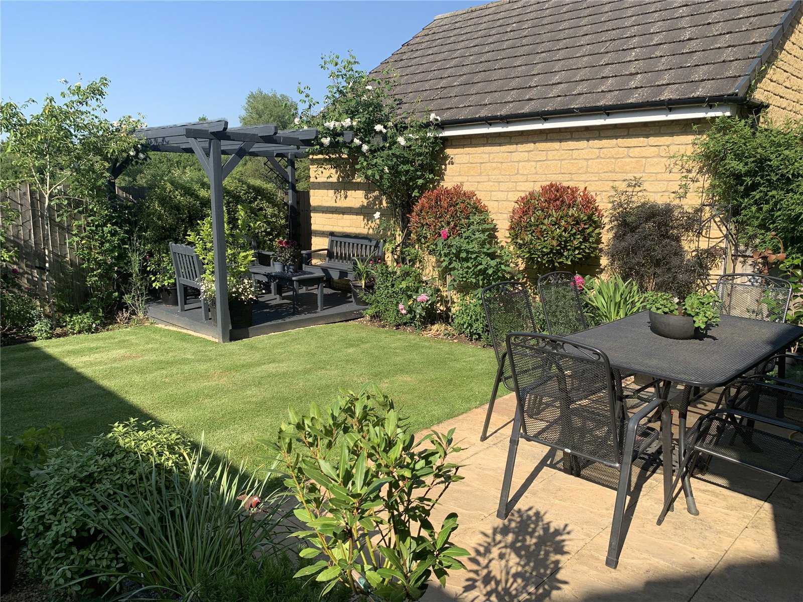 4 bedroom House for sale in Carterton, Oxfordshire