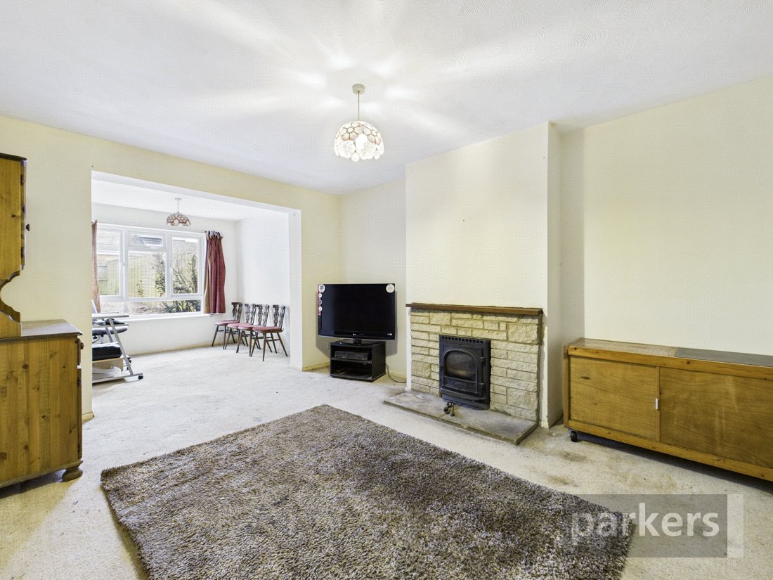 3 bedroom Bungalow for sale in Carterton, Oxfordshire