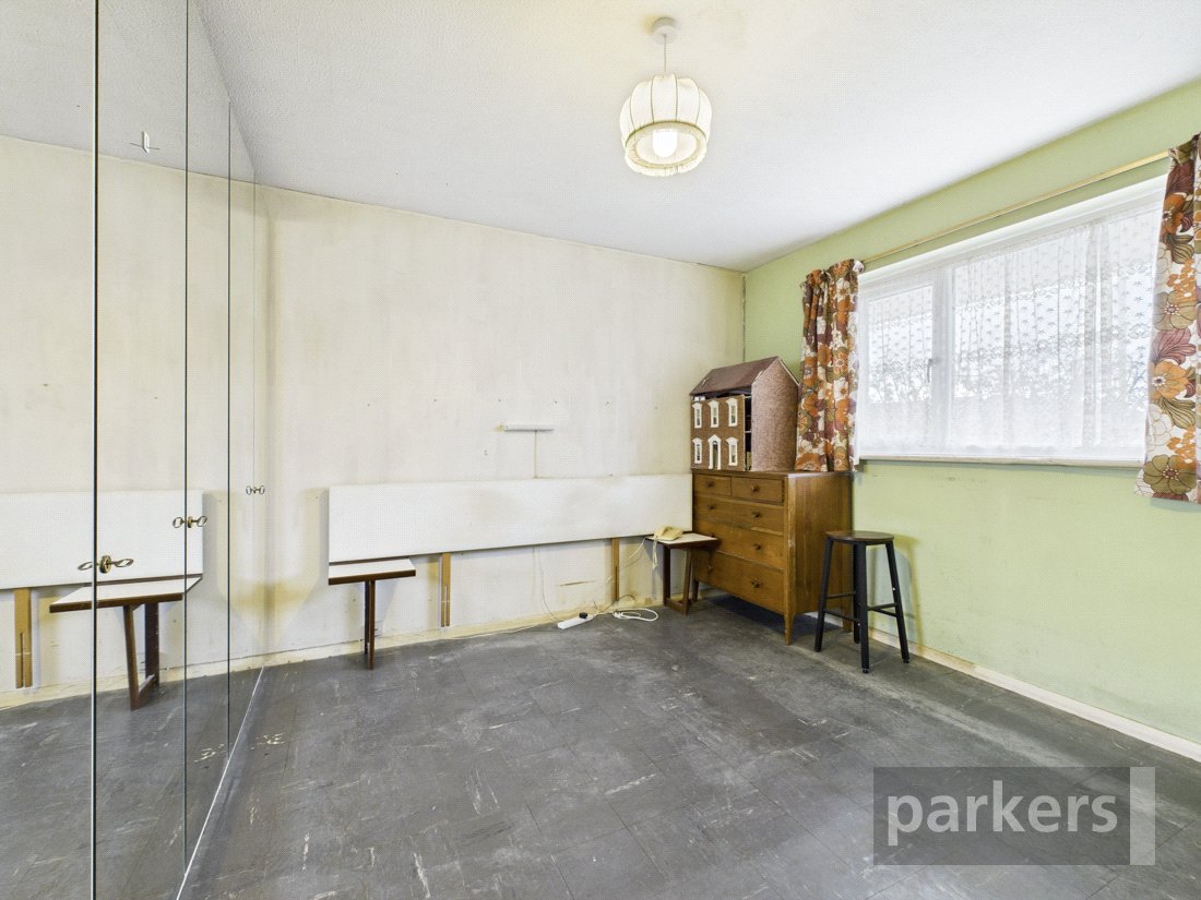 3 bedroom Bungalow for sale in Carterton, Oxfordshire