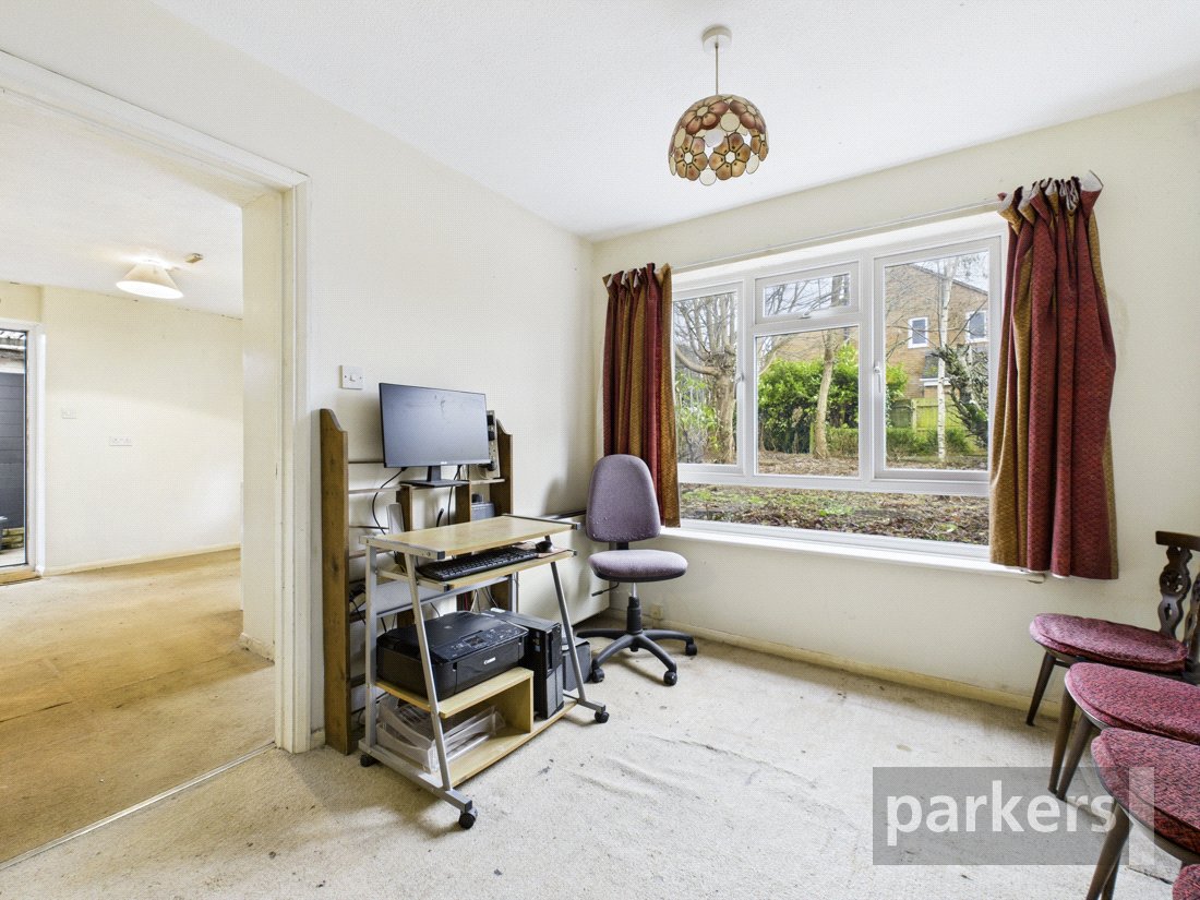 3 bedroom Bungalow for sale in Carterton, Oxfordshire