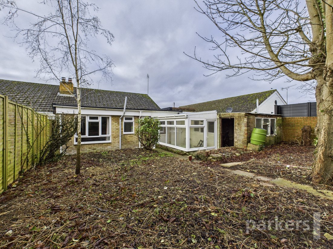 3 bedroom Bungalow for sale in Carterton, Oxfordshire