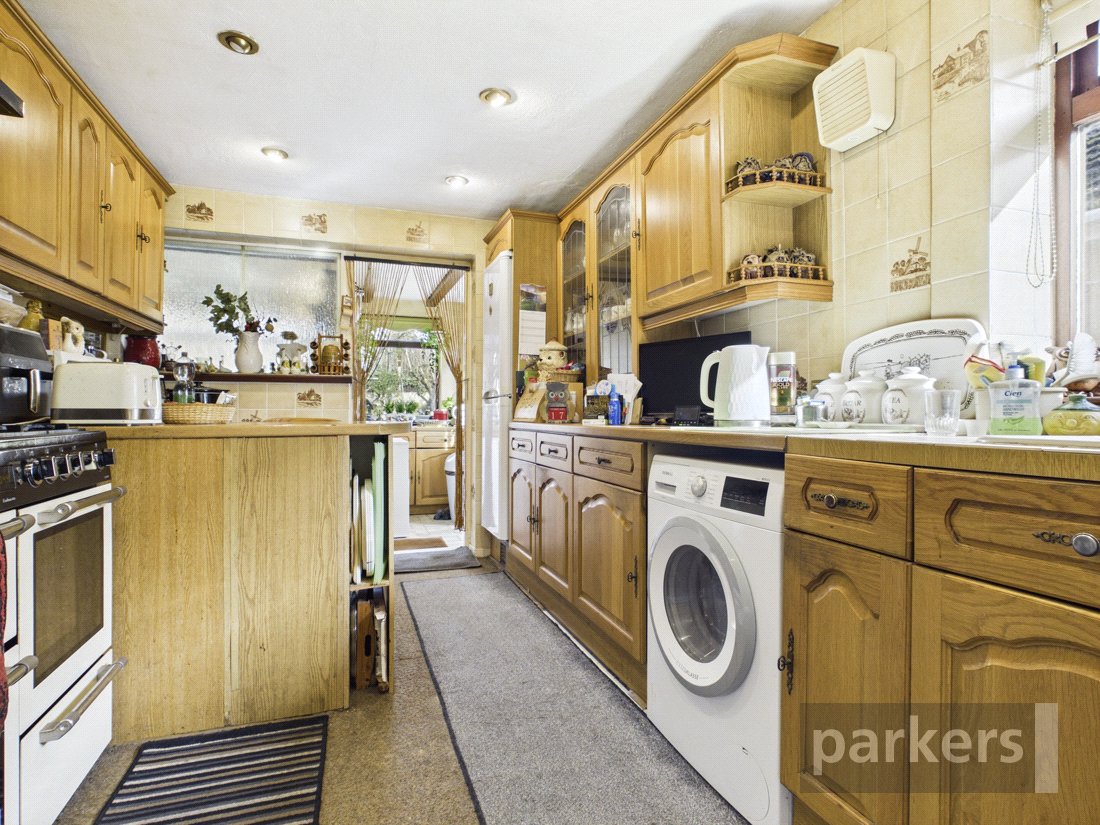3 bedroom Bungalow for sale in Witney, Oxfordshire