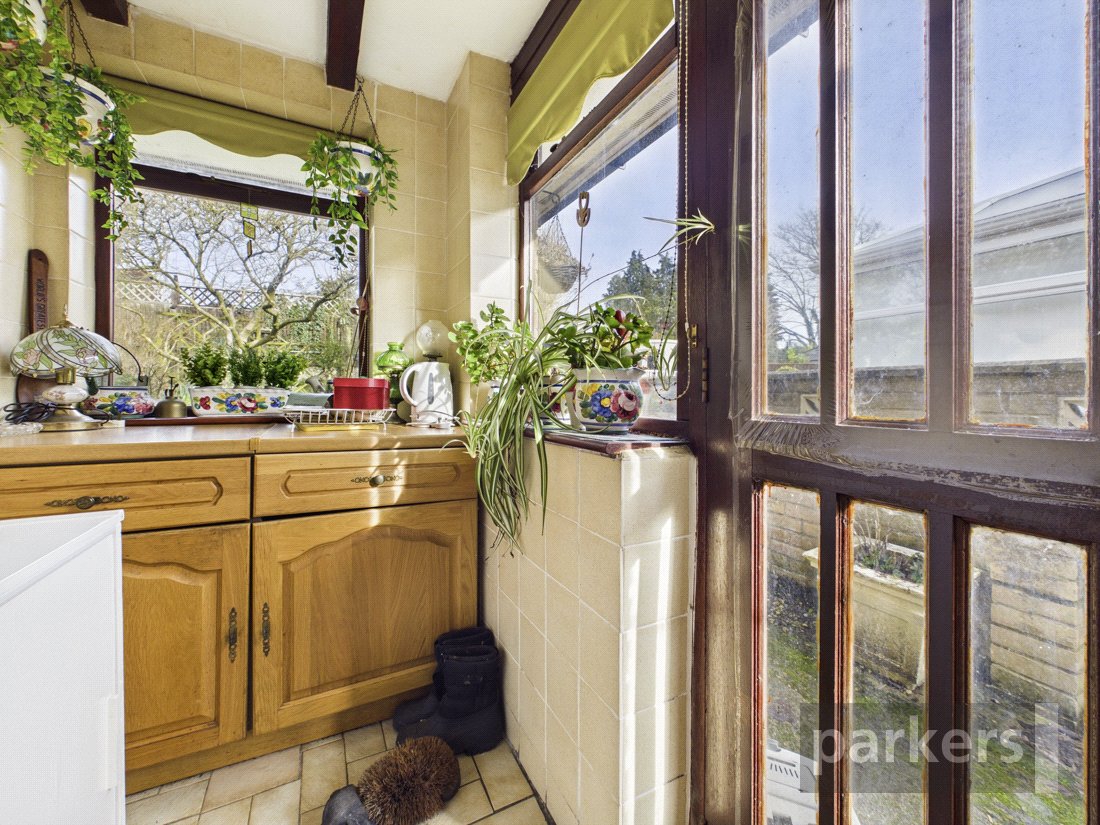 3 bedroom Bungalow for sale in Witney, Oxfordshire