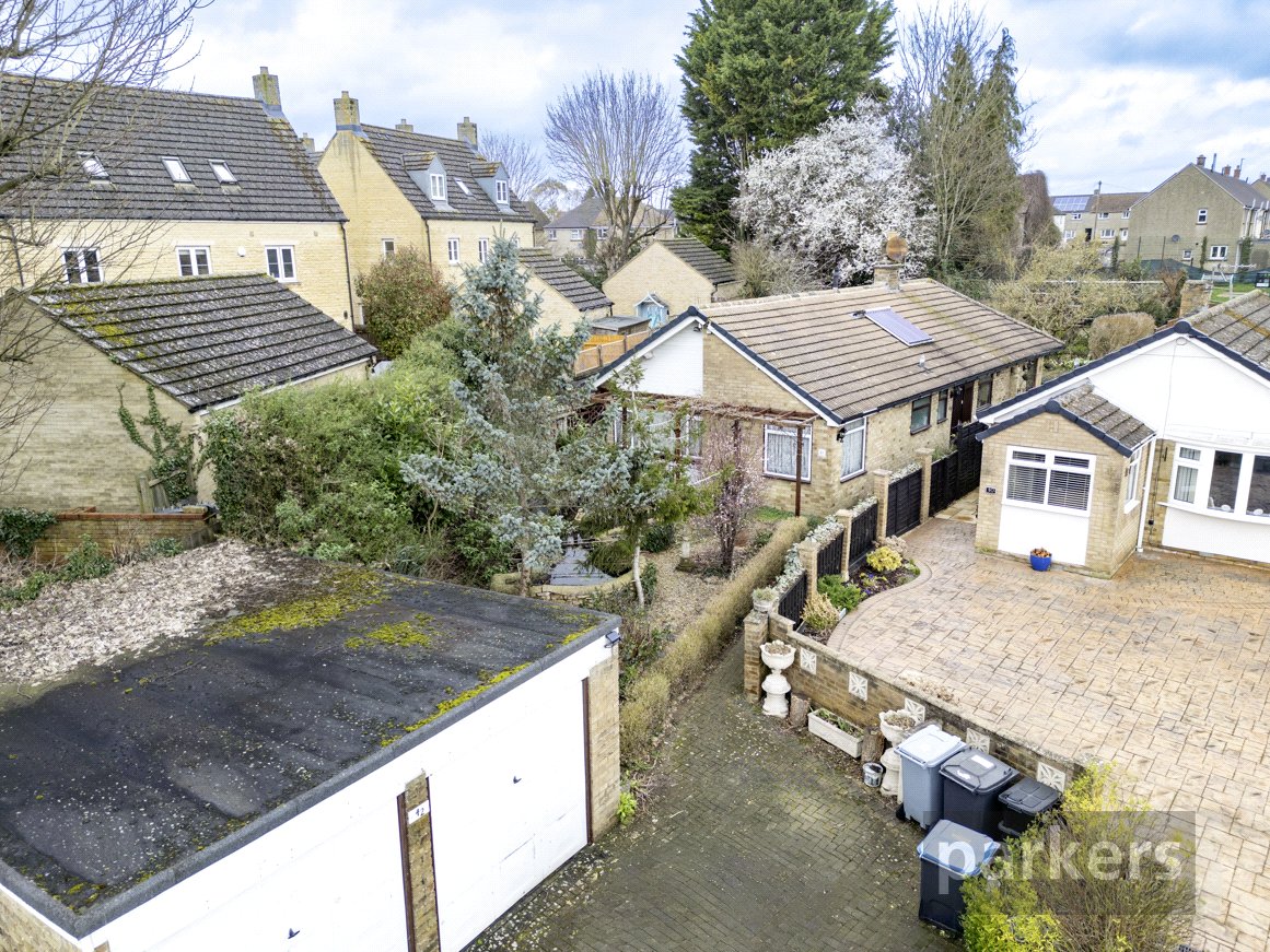 3 bedroom Bungalow for sale in Witney, Oxfordshire