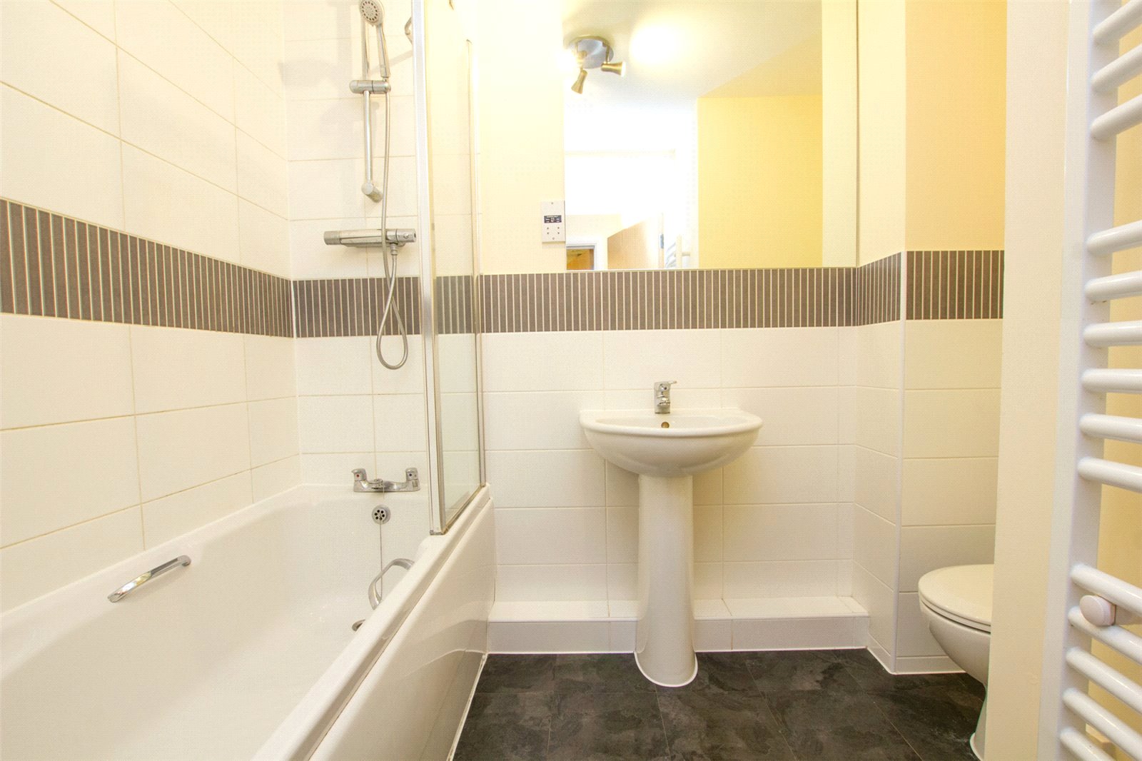 1 bedroom Flat for sale in Witney, Oxfordshire