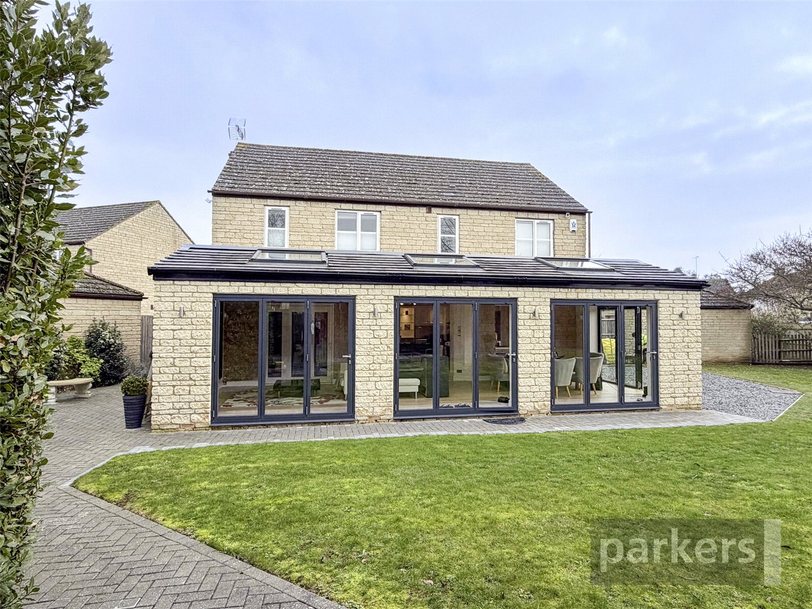 4 bedroom House for sale in Eynsham, Witney, Oxfordshire