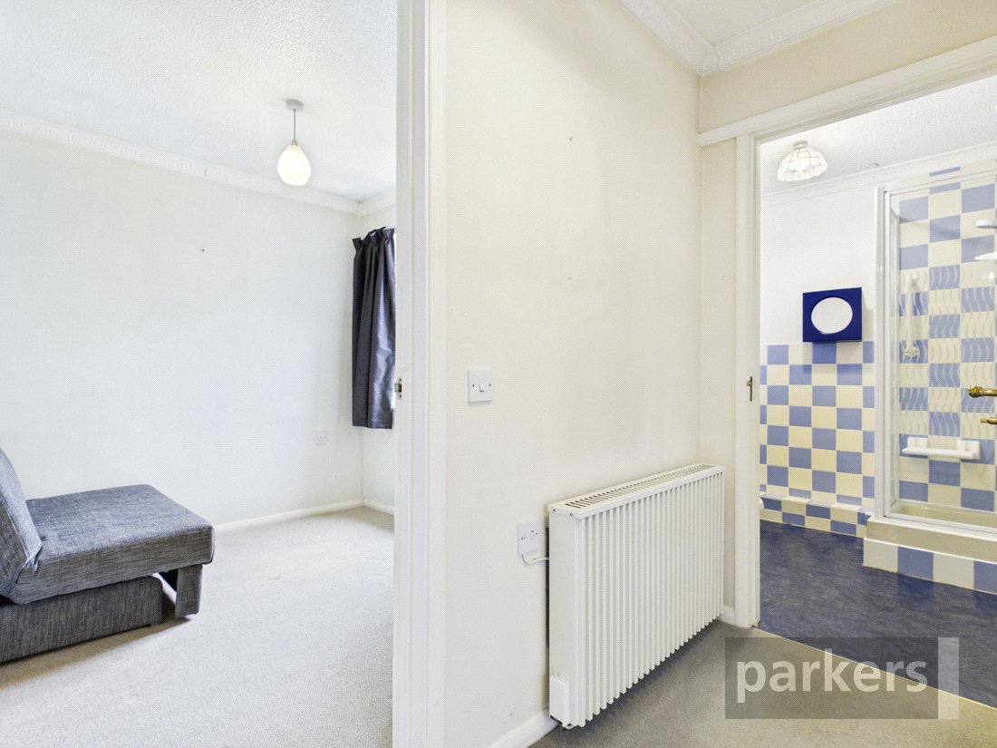 2 bedroom Flat for sale in Witney, Oxfordshire
