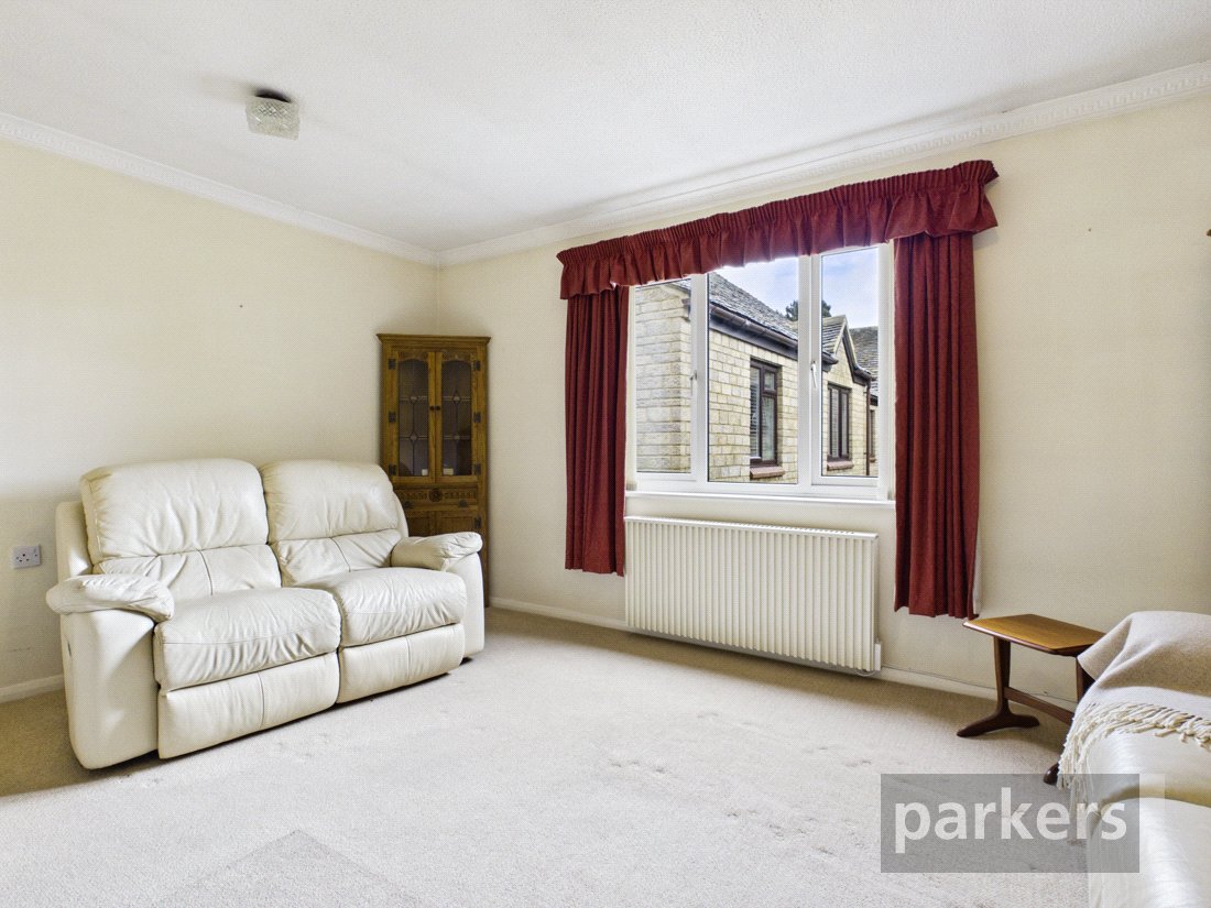2 bedroom Flat for sale in Witney, Oxfordshire