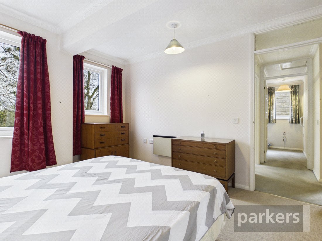 2 bedroom Flat for sale in Witney, Oxfordshire
