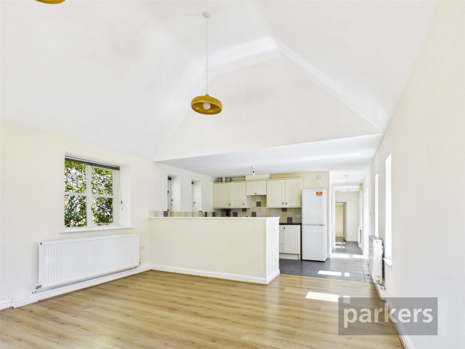3 bedroom Bungalow for sale in Shipton-Under-Wychwood, Oxfordshire