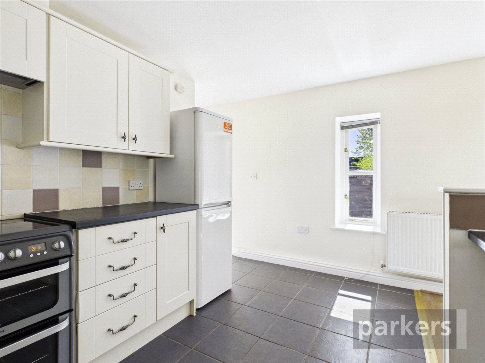 3 bedroom Bungalow for sale in Shipton-Under-Wychwood, Oxfordshire