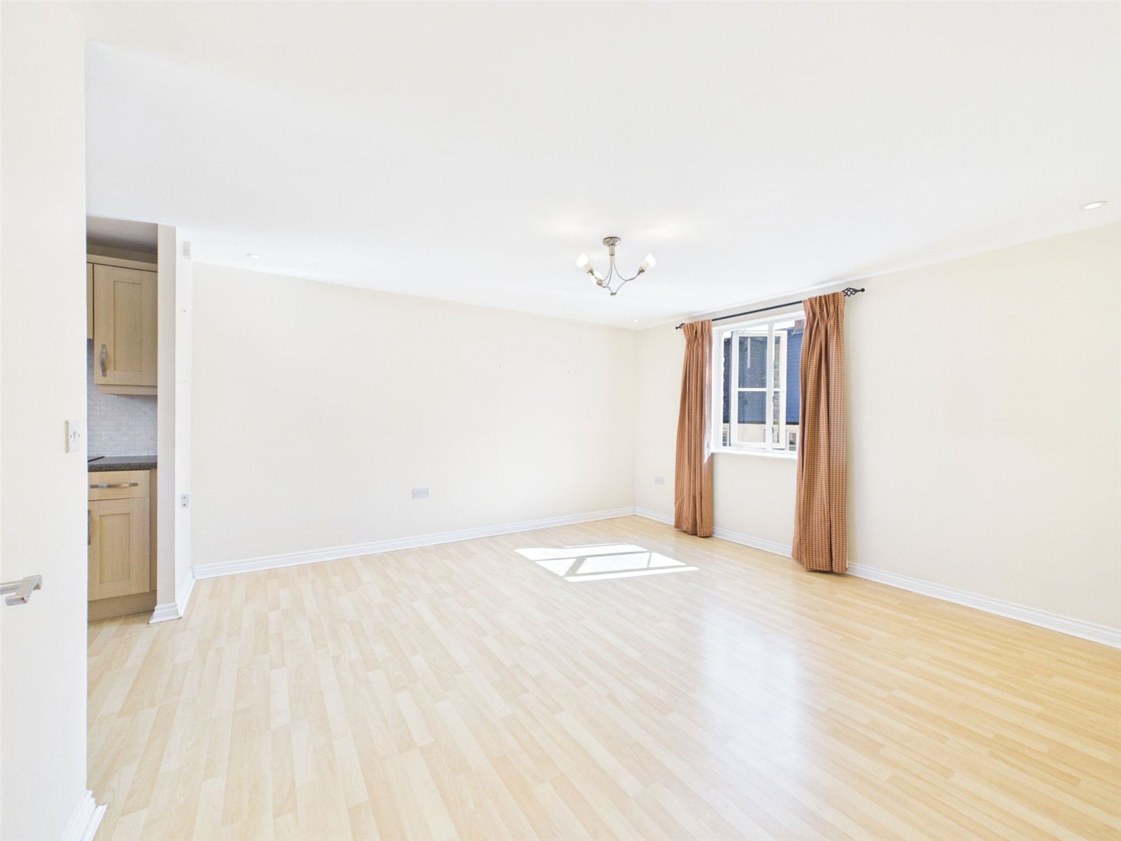 2 bedroom Flat for sale in Witney, Oxfordshire