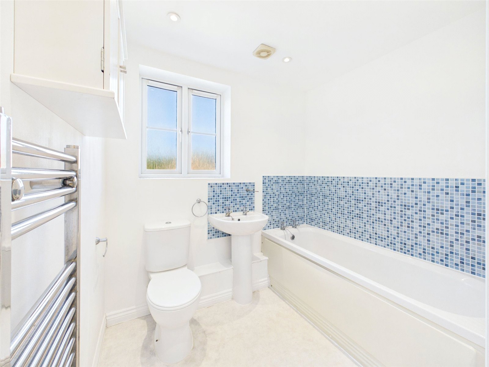 2 bedroom Flat for sale in Witney, Oxfordshire